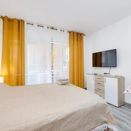 Playa Del Cura Apartment Torrevieja